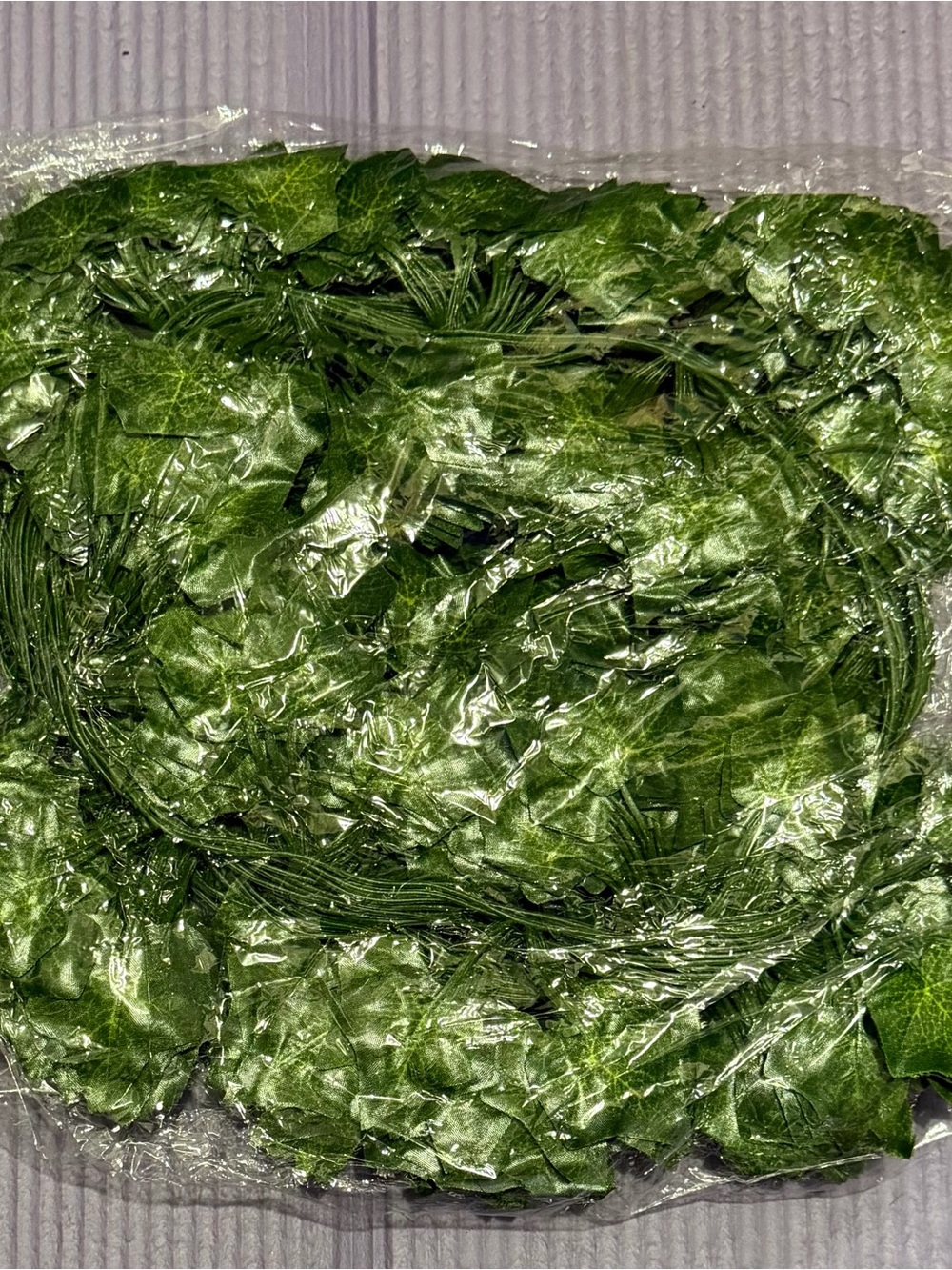 Amazon Green Artificial Ivy Leaf Garland for Wall Décor 12count